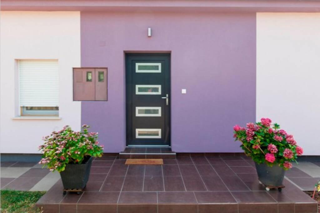 House Pelini Villa พูลา ภายนอก รูปภาพ